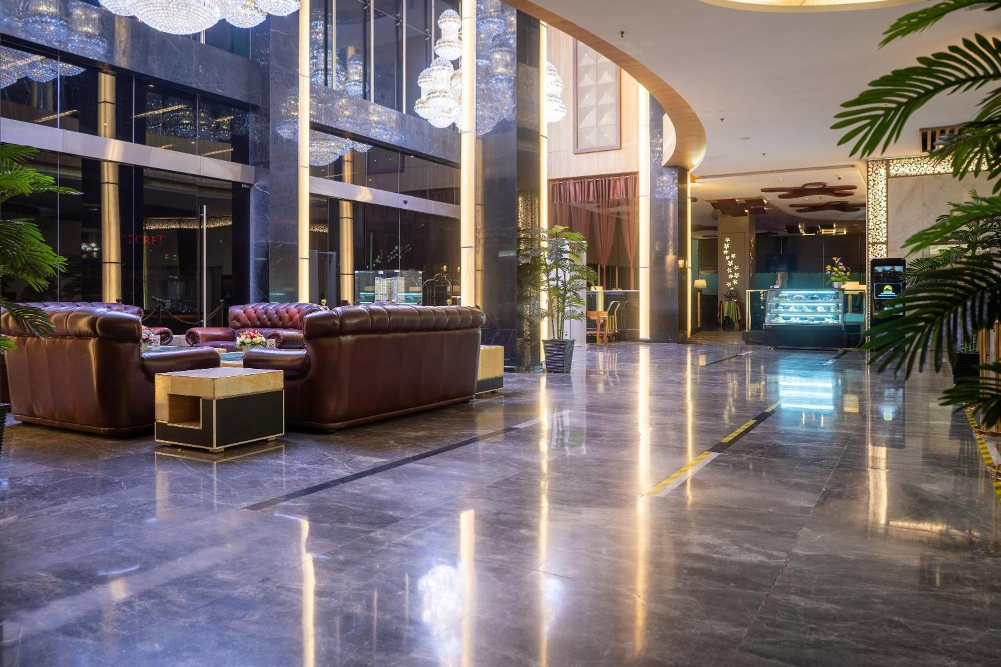 Nagoya Hill Hotel Batam Ngoại thất bức ảnh