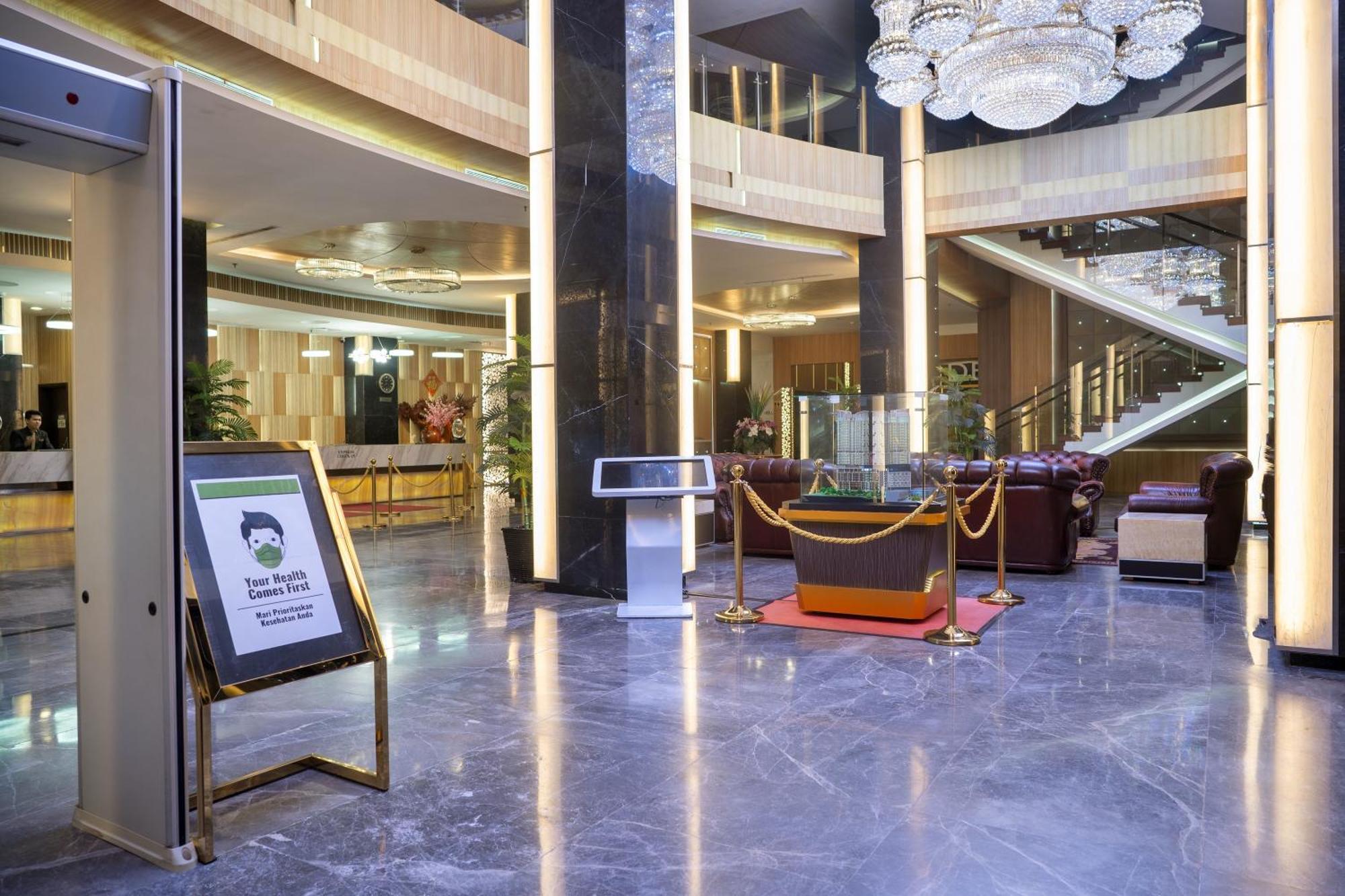 Nagoya Hill Hotel Batam Ngoại thất bức ảnh