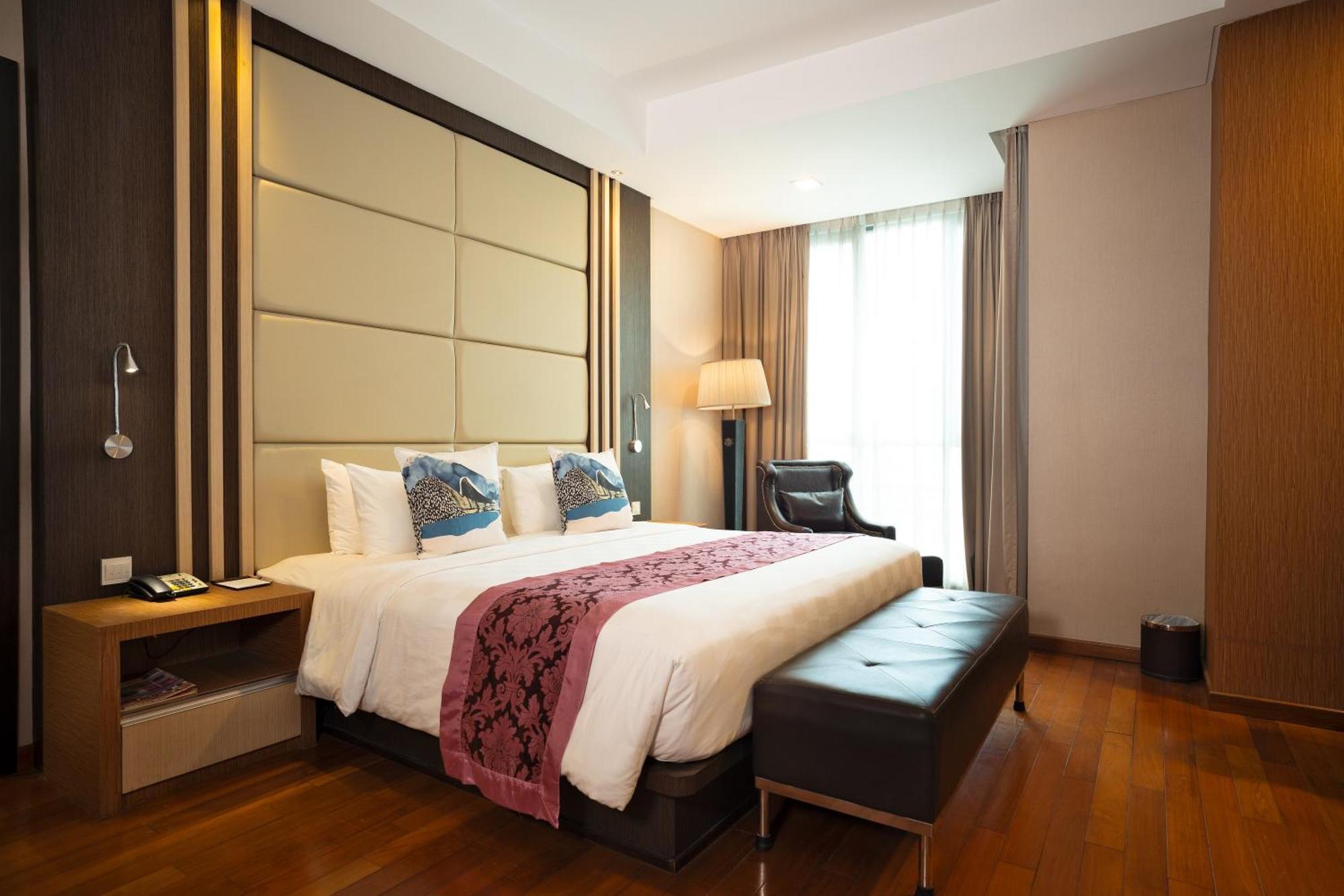Nagoya Hill Hotel Batam Ngoại thất bức ảnh