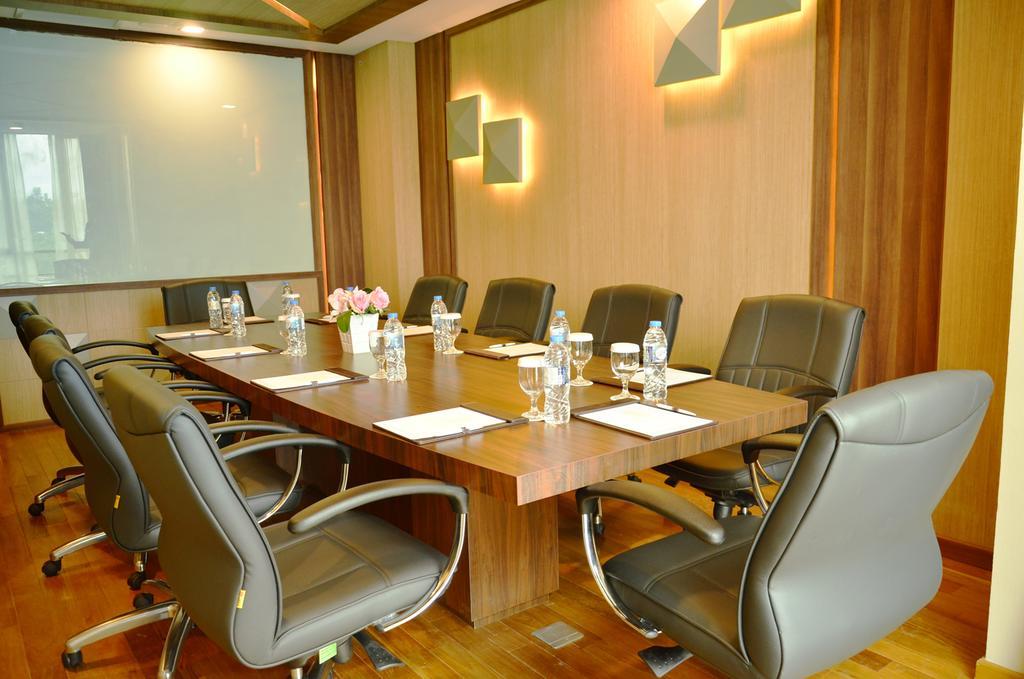 Nagoya Hill Hotel Batam Ngoại thất bức ảnh