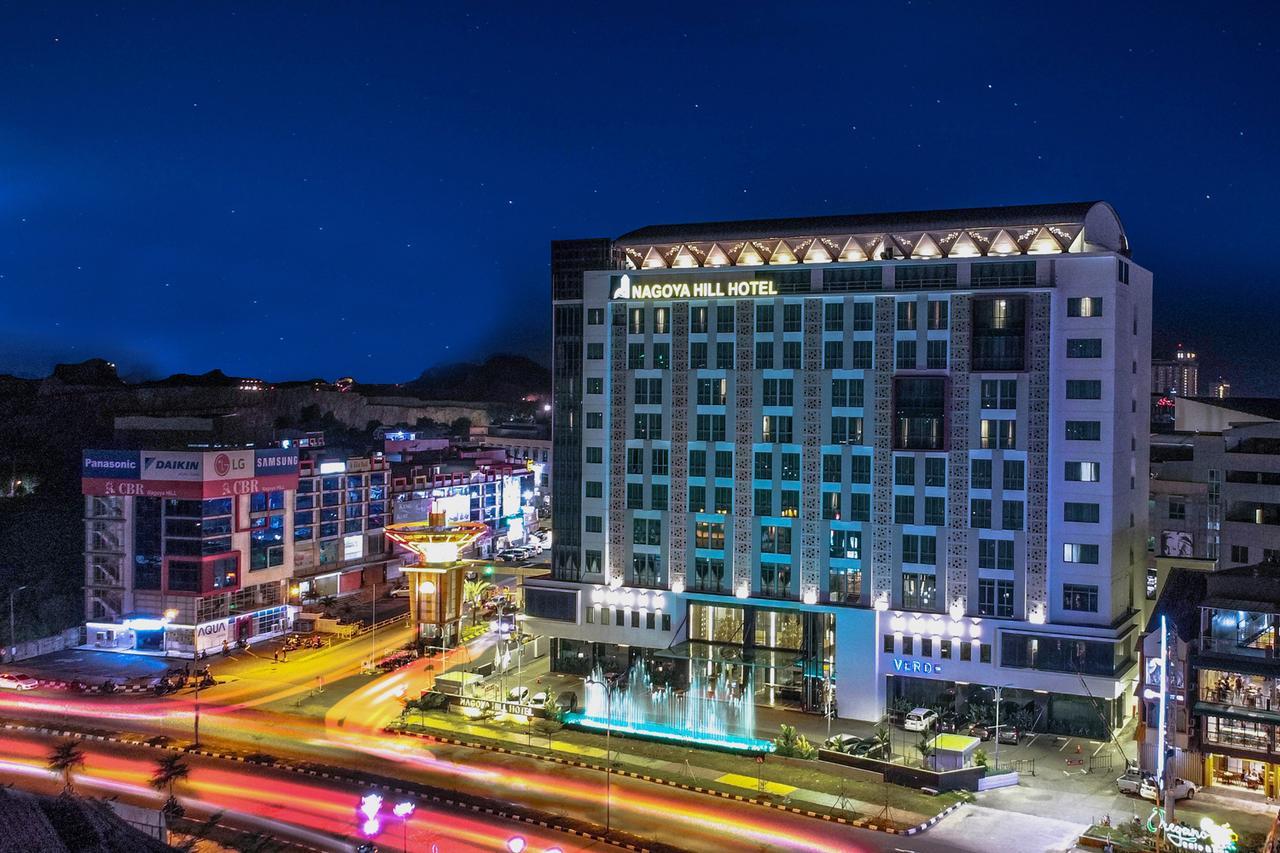 Nagoya Hill Hotel Batam Ngoại thất bức ảnh